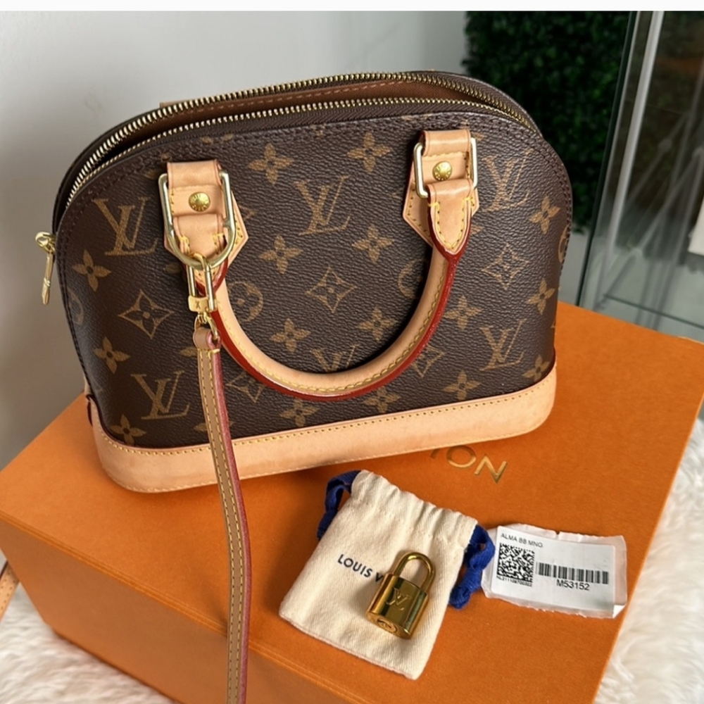 Louis Vuitton Alma Bb